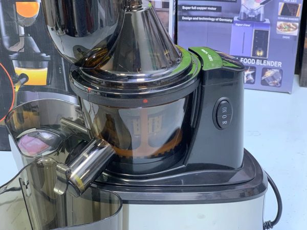 Mini Braun slow juicer 1000watt - Image 7