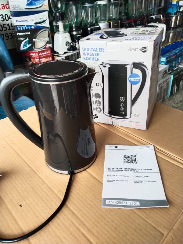German Lot Digital Switchon 1.7L Kettle - Image 4