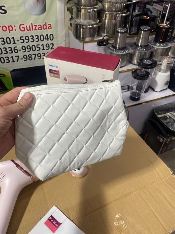 Philips Lumea IPL 9900 Series hair removal device - Image 6