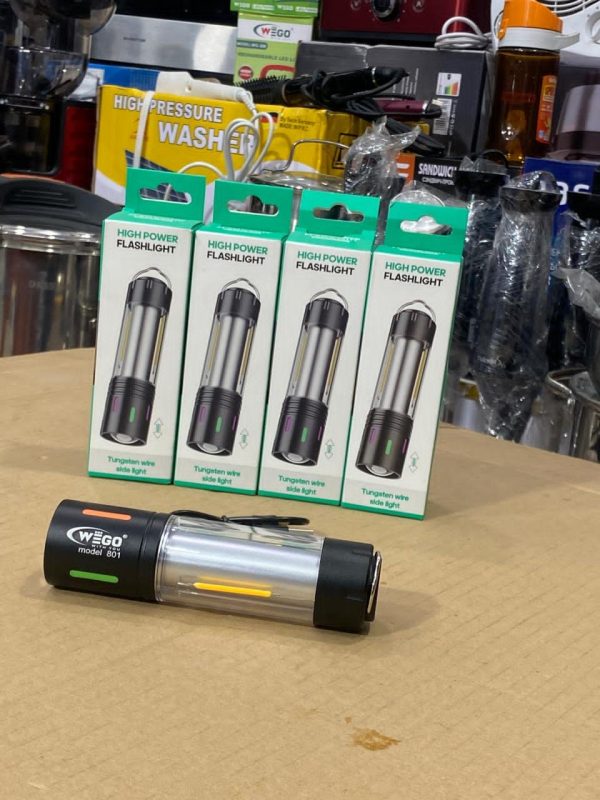WEGO Model 801: A Versatile Flashlight and Lantern - Image 3